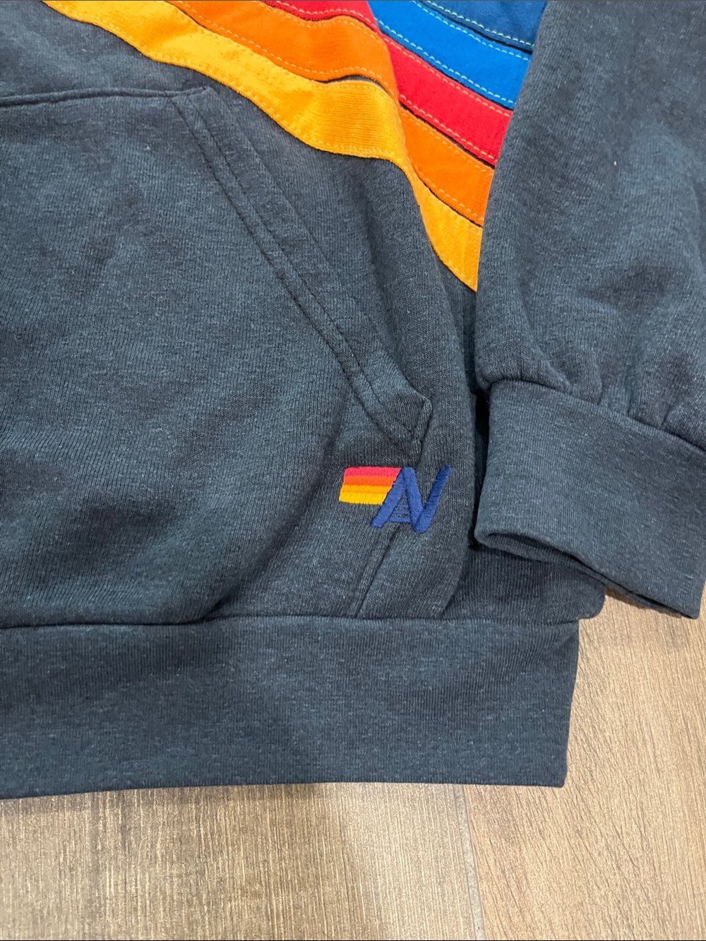 NEW Aviator Nation Mountain Stitch Chevron Relaxed Hoodie Charcoal Size Medium - Picture 4 of 7